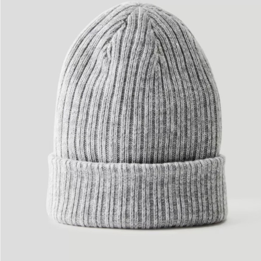 Aritzia Main Character Hat